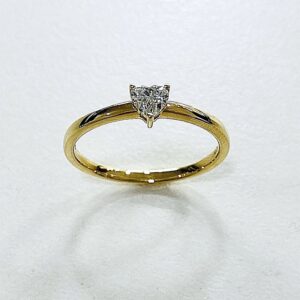 Verlobungsring Diamantherz gefasst in 750/18ct Gelbgold